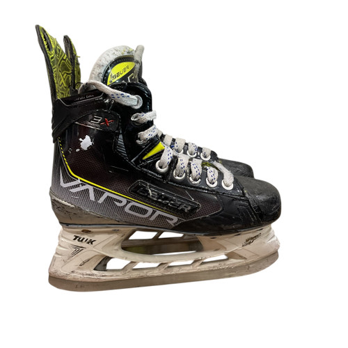 Vist Large View of Product Image Which is Used Bauer VAPOR 3X Junior Hockey Skate Junior 03