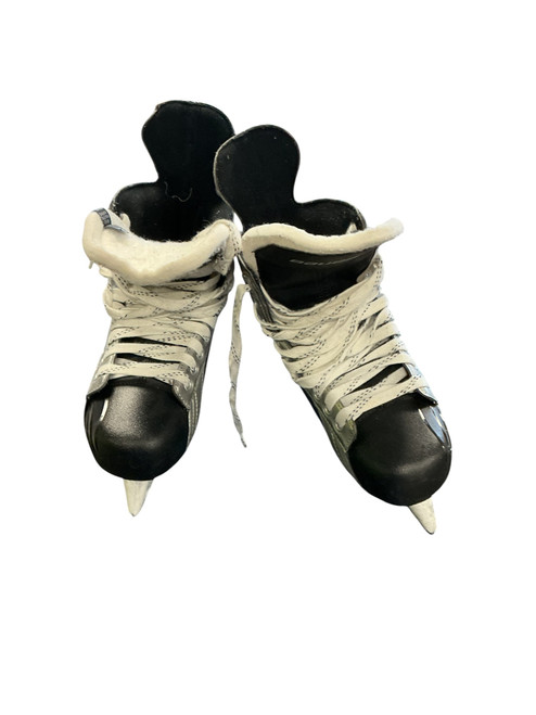 Vist Large View of Product Image Which is Used Bauer VAPOR X1.0 Senior Hockey Skate Senior 6