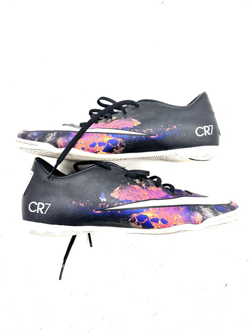 Vist Large View of Product Image Which is Used Nike Soccer Indoor Shoes Black Senior 8.5