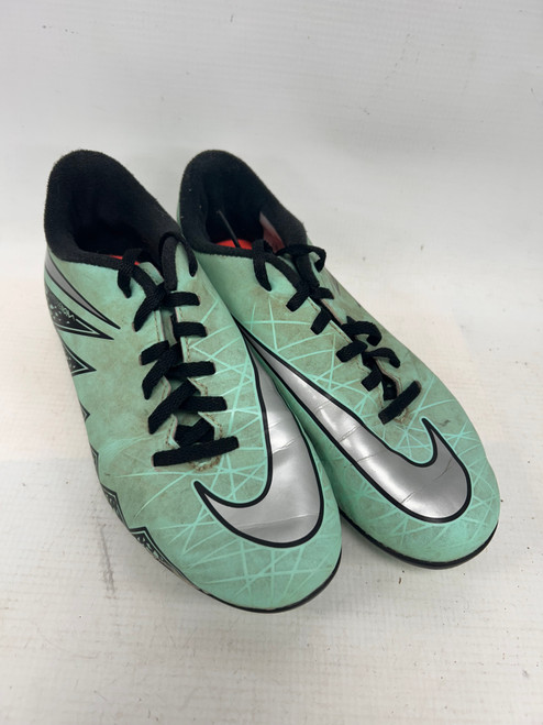 Vist Large View of Product Image Which is Used Nike Soccer Cleats Teal Junior 02
