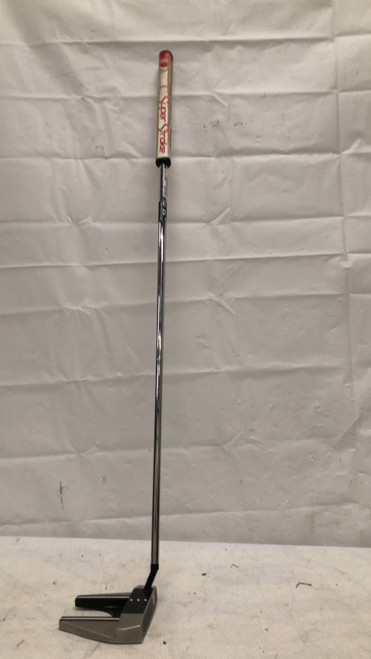 Vist Large View of Product Image Which is Used Odyssey MICROHINGE 7 Mens Putter RH