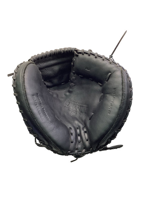 Vist Large View of Product Image Which is Used Easton BLACKSTONE SERIES BL2 BB/SB Catchers RH Throw Black 33 1/2"