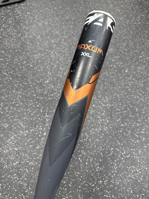 Vist Large View of Product Image Which is Used Easton MAXUM XXL 2023 BBCOR -3 Bat 34/31