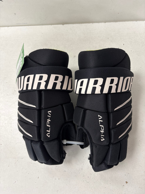 Vist Large View of Product Image Which is Used Warrior ALPHA QX5 Junior Gloves Black 12"