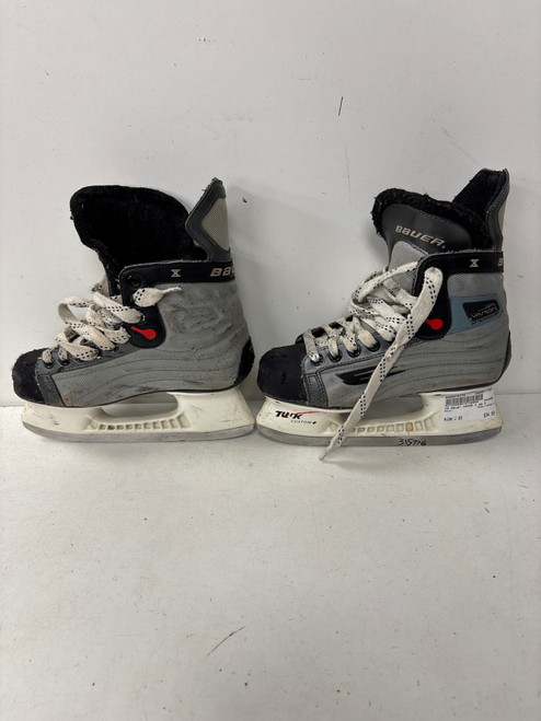 Vist Large View of Product Image Which is Used Bauer VAPOR X Junior Hockey Skate Junior 03