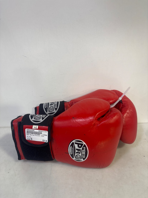 Vist Large View of Product Image Which is Used Boxing Gloves Red MD
