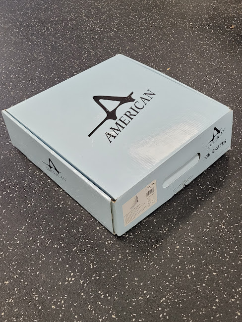 Vist Large View of Product Image Which is Used American Athletic 524 WomensFigure Skate White Senior 7