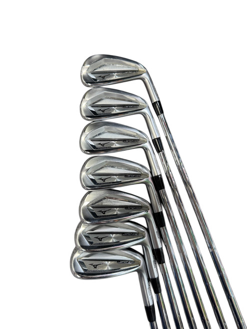 Vist Large View of Product Image Which is Used Mizuno JPX 921 FORGED Mens Iron Set RH 4I-PW