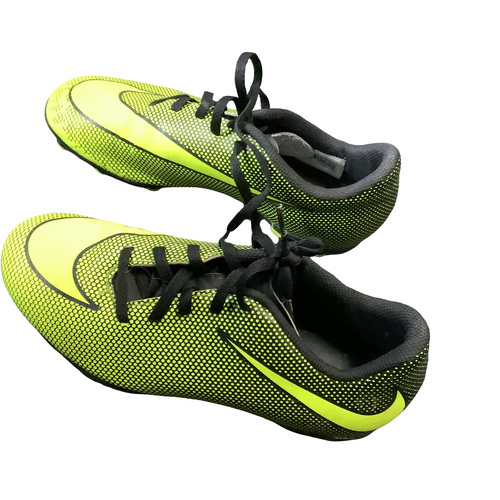 Vist Large View of Product Image Which is Used Nike Soccer Cleats Black Junior 03.5
