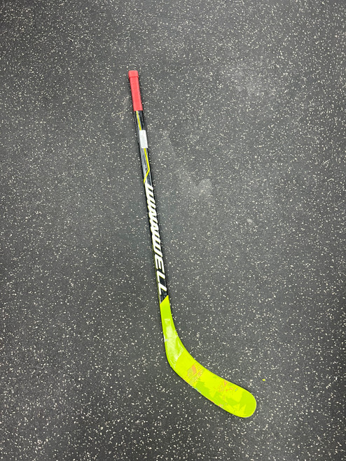 Vist Large View of Product Image Which is Used WinnWell Q5 Youth One Piece Left Grip 30 Flex