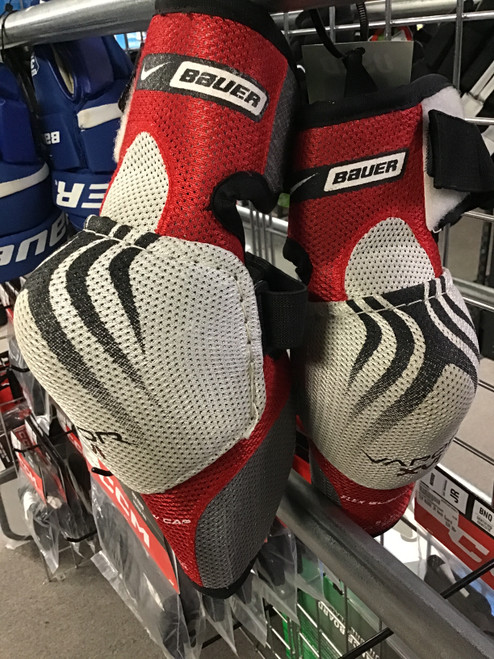 Vist Large View of Product Image Which is Used Bauer VAPOR XVI Senior Elbow Pads SM