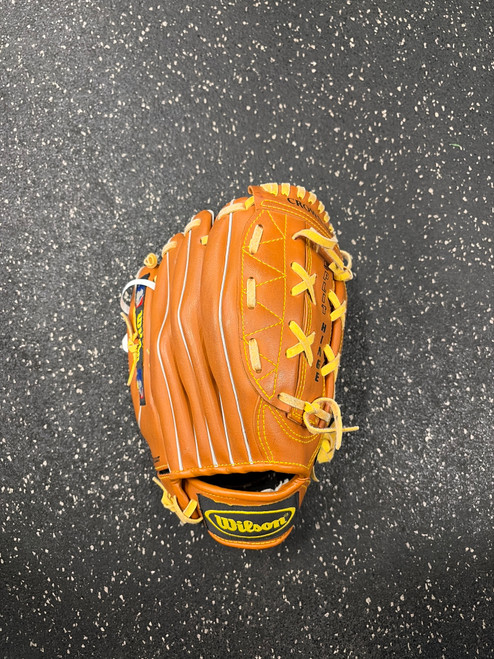 Vist Large View of Product Image Which is Used Wilson A2275 AS2 BB/SB Glove RH Throw Brown 10 1/2"