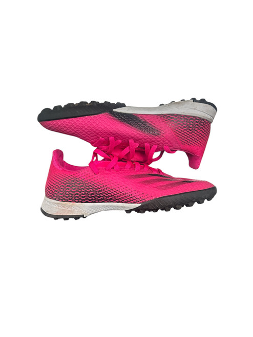 Vist Large View of Product Image Which is Used Adidas Soccer Cleats Pink Junior 03