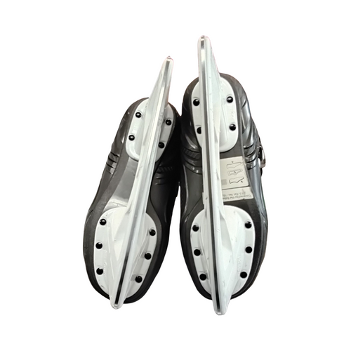 Vist Large View of Product Image Which is Used Bauer XLS Junior Hockey Skate Junior 03