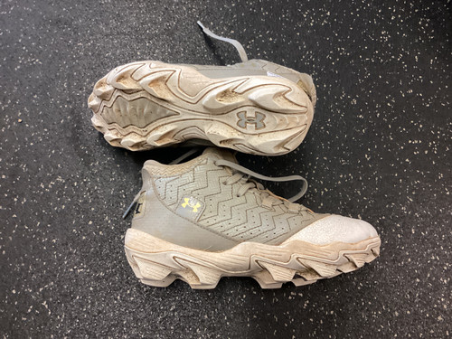 Vist Large View of Product Image Which is Used Under Armour BB CLEAT BB/SB Cleats Grey Junior 03