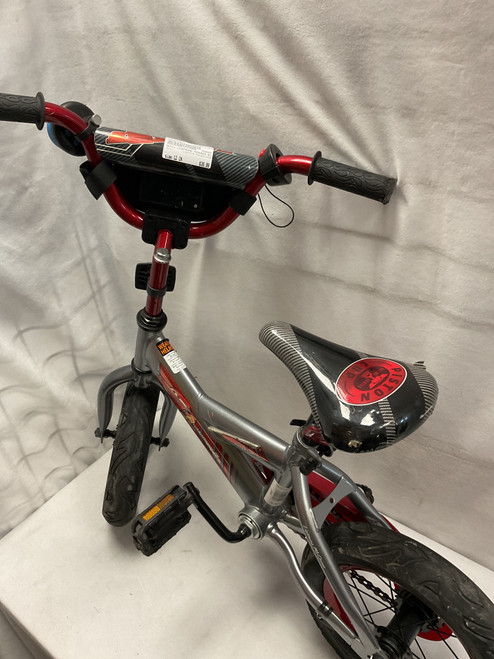Vist Large View of Product Image Which is Used Huffy LIGHTNING MCQUEEN BIKE Comfort Bike Boys None 12"