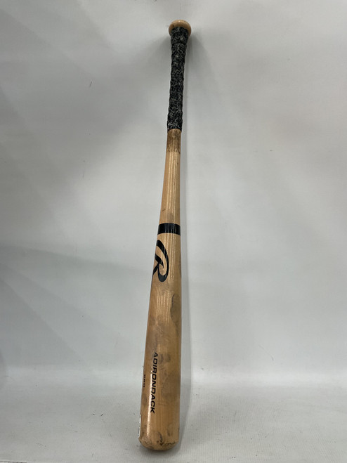 Vist Large View of Product Image Which is Used Rawlings HARD MAPLE PRO BB/SB Wood Bat 32"