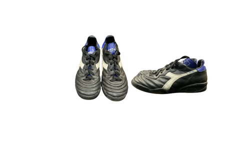 Vist Large View of Product Image Which is Used Diadora Soccer Indoor Shoes Black Junior 03