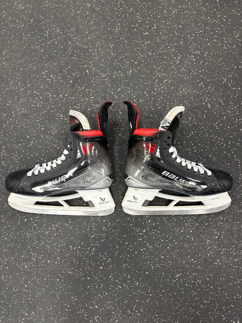 Vist Large View of Product Image Which is Used Bauer VAPOR X5 PRO Senior Hockey Skate Senior 8