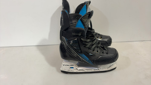 Vist Large View of Product Image Which is Used True TF5 Junior Hockey Skate Junior 03.5