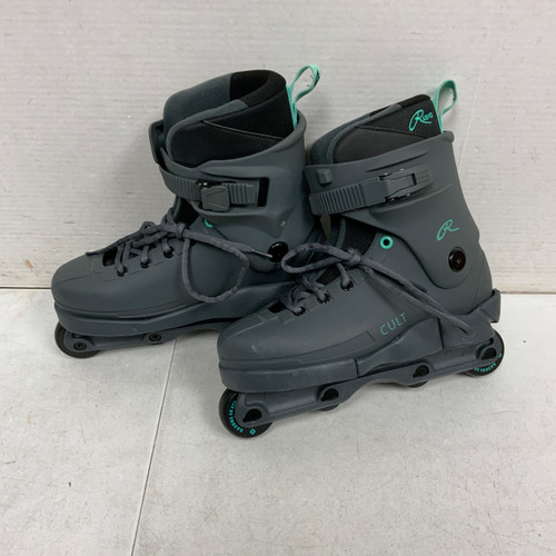 Vist Large View of Product Image Which is Used RAZORS CULT Senior Aggressive Skates Grey Senior 8
