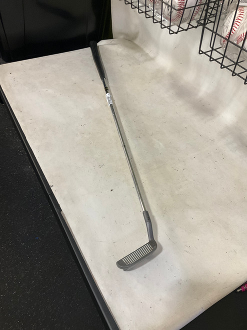 Vist Large View of Product Image Which is Used RAY COOK CHIPPER Golf Chipper RH Pitching Wedge