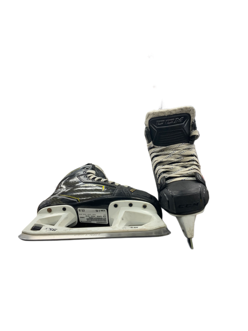 Vist Large View of Product Image Which is Used CCM SUPER TACKS 9370 Junior Goalie Skate Junior 03