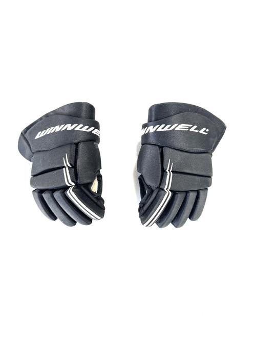 Vist Large View of Product Image Which is Used WinnWell NXT Youth Gloves Black 10"