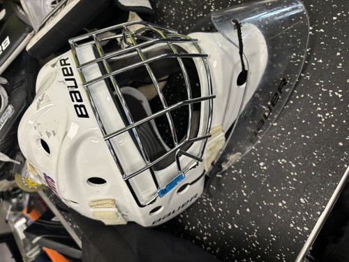 Vist Large View of Product Image Which is Used Bauer 930 Youth Goalie Helmet/Mask White S/M