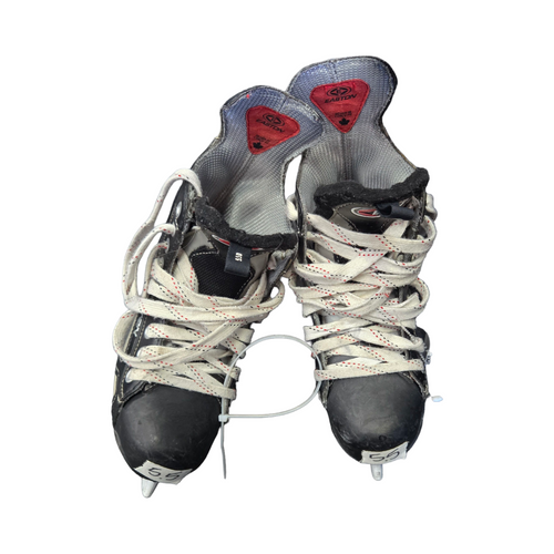 Vist Large View of Product Image Which is Used Easton STEALTH S7 SKATES SZ 5.5D Junior Hockey Skate Junior 05.5