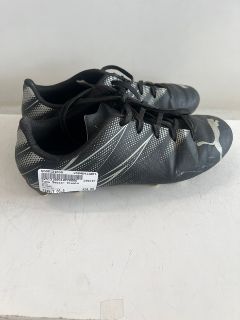 Vist Large View of Product Image Which is Used Puma Soccer Cleats Black Youth 06.0