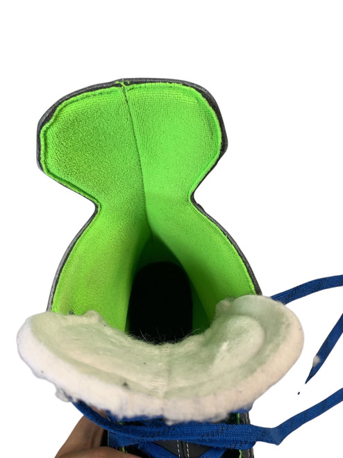 Vist Large View of Product Image Which is Used Bauer XLS SZ 8 Senior Hockey Skate Senior 8