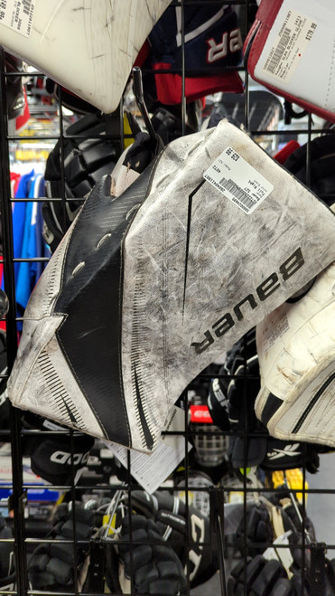 Vist Large View of Product Image Which is Used Bauer S27 Junior Goalie Blocker Black