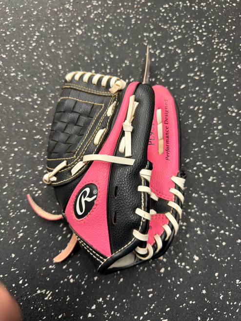 Vist Large View of Product Image Which is Used Rawlings PLAYER SERIES BB/SB Glove RH Throw Pink 9 1/2"