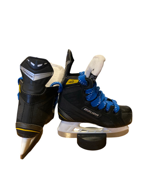 Vist Large View of Product Image Which is Used Bauer SUPREME 140 Youth Hockey Skate Youth 09.0