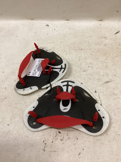 Vist Large View of Product Image Which is Used Speedo BIOFUSE FINGER PADDLES Water Swim Accessory