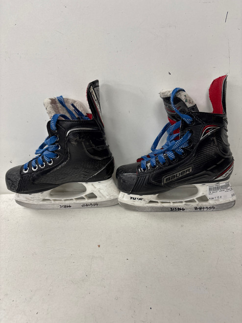 Vist Large View of Product Image Which is Used Bauer VAPOR X500 Youth Hockey Skate Youth 12.0