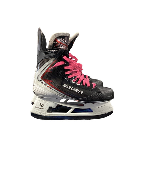 Vist Large View of Product Image Which is Used Bauer VAPOR FLY40 Senior Hockey Skate Senior 9