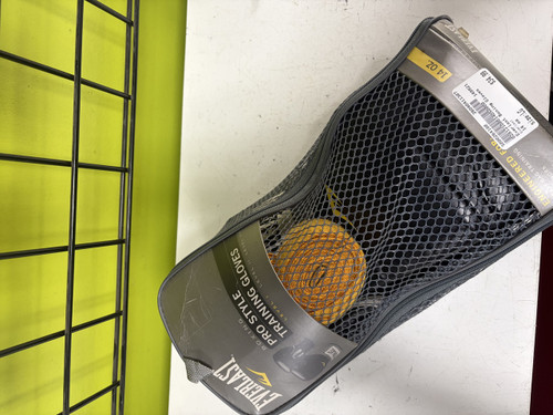 Vist Large View of Product Image Which is Used Everlast Boxing Gloves None LG