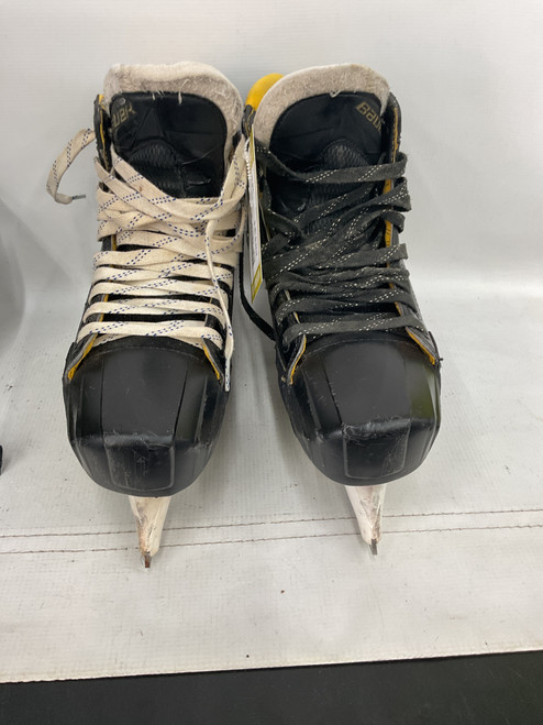 Vist Large View of Product Image Which is Used Bauer SUPREME 1S Senior Hockey Skate Senior 10.5