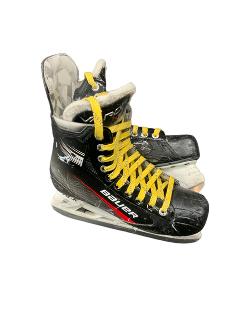 Vist Large View of Product Image Which is Used Bauer VAPOR 3X Senior Hockey Skate Senior 7.5