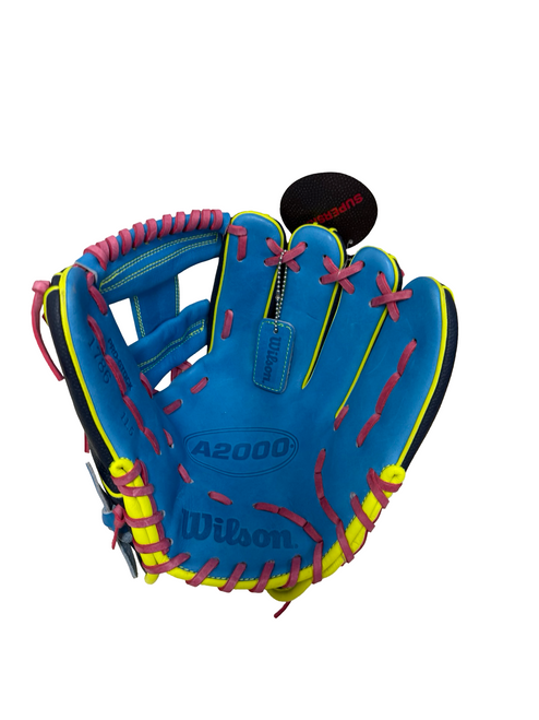 Vist Large View of Product Image Which is New Wilson A2000 PRO STOCK 1786 Baseball Glove RH Throw 11 1/2" WBW103450115
