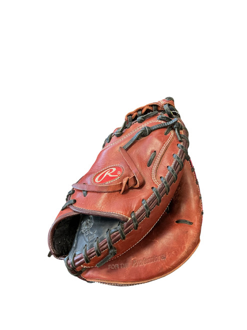 Vist Large View of Product Image Which is Used Rawlings HEART OF THE HIDE BB/SB Catchers RH Throw Maroon 33"