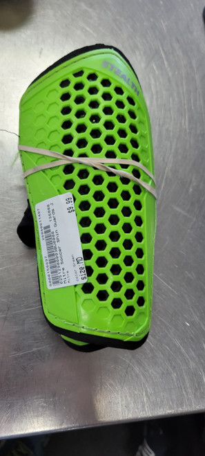 Vist Large View of Product Image Which is Used Mitre Soccer Shin Guards Junior Green MD