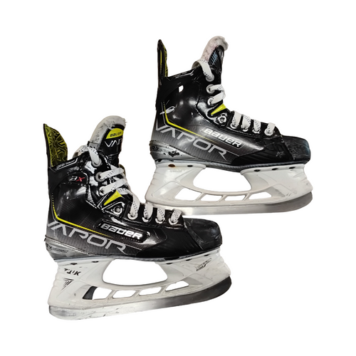 Vist Large View of Product Image Which is Used Bauer VAPOR 3X Junior Hockey Skate Junior 02