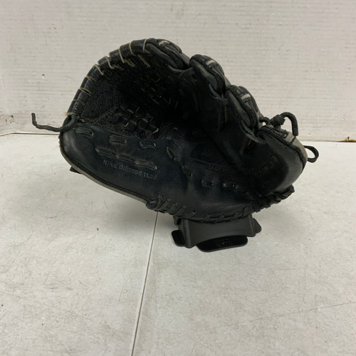 Vist Large View of Product Image Which is Used Nike DE EDGE BB/SB Glove RH Throw Black 11"