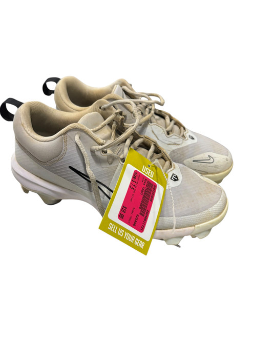 Vist Large View of Product Image Which is Used Nike TROUT BB/SB Cleats White And Silver Senior 7.5