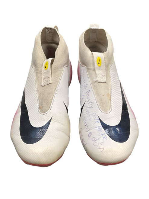 Vist Large View of Product Image Which is Used Nike HM8956-001 Soccer Cleats White Junior 04.5