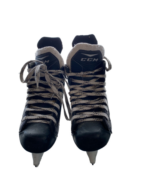 Vist Large View of Product Image Which is Used CCM RAPIDE Intermediate Hockey Skate Intermediate 4.5