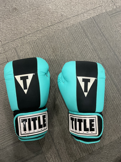 Vist Large View of Product Image Which is Used Title Boxing GEL Boxing Gloves Teal MD